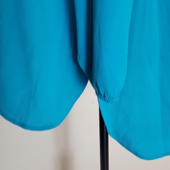 Brand new lace up blouse - Picture 4 of 5